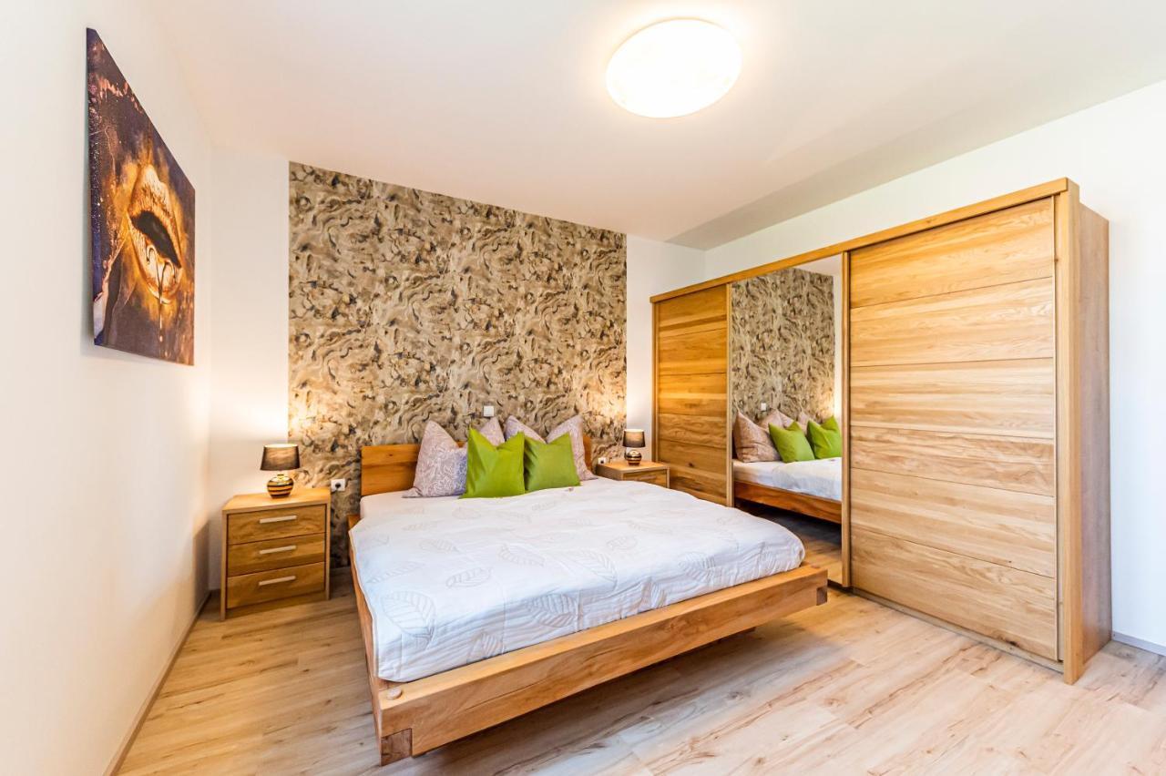 Murtal Suiten Zeltweg Buitenkant foto
